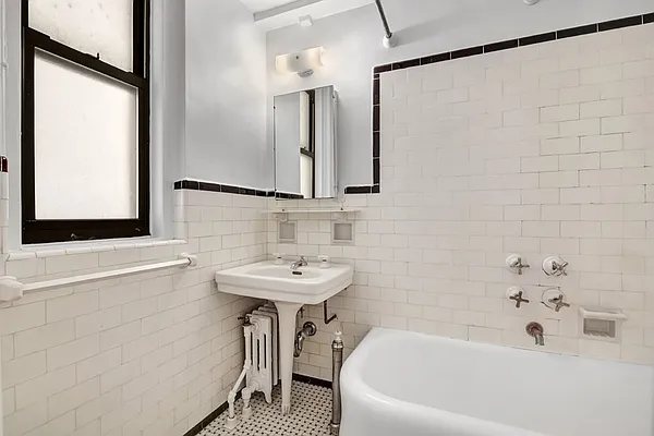 Rented by Akelius Real Estate Management | media 17