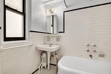 Rented by Akelius Real Estate Management