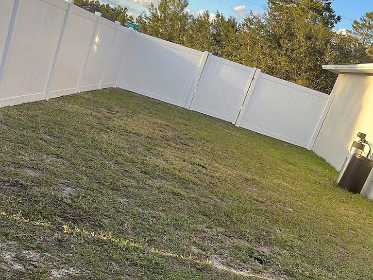 2020 Maple Ln — Photo 13