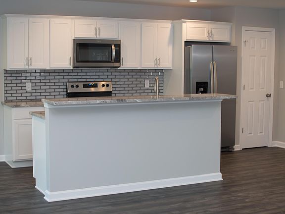 5th image of 4064 Loblolly Ln