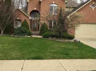 38320 River Park Dr #2, Sterling Heights, MI 48313