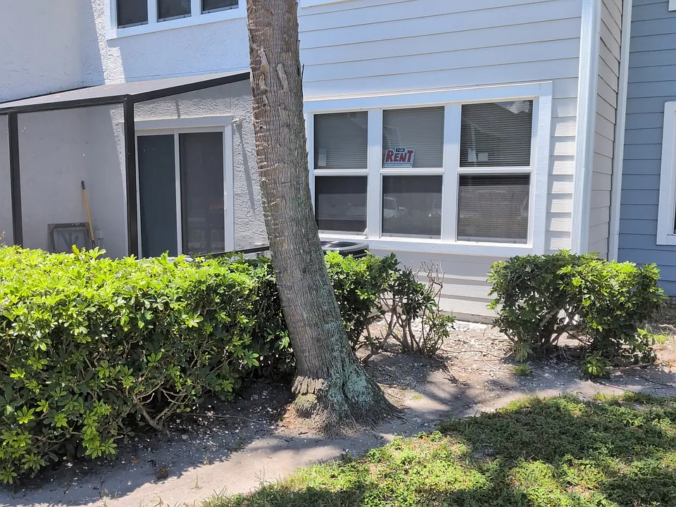 2313 N Congress Ave #14