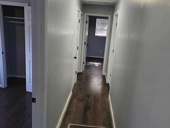 5th image of 2537 Dawson Ave SW