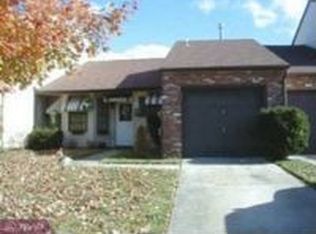 12 Hathaway Dr, Sicklerville, NJ 08081