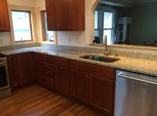 2152 Atkins Ave, Lakewood, OH 44107