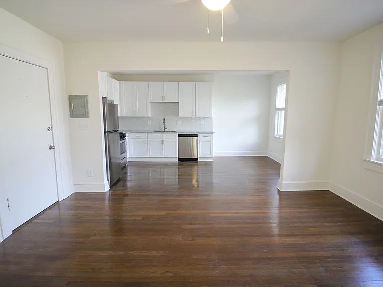 Highland Oaks — Photo 21