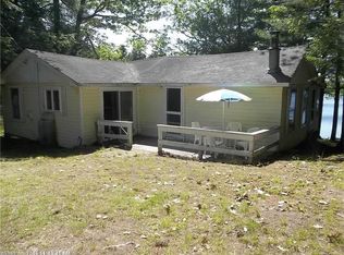 27 Barnard Dr, Nobleboro, ME 04555