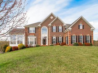 68 Fawn Hill Rd, Hanover, PA 17331