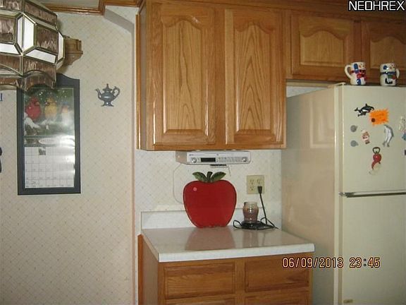 4th image of 407 Vine St