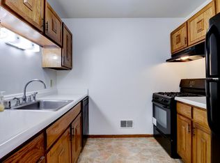 7641 N 60th St UNIT 1-204, Milwaukee, WI 53223