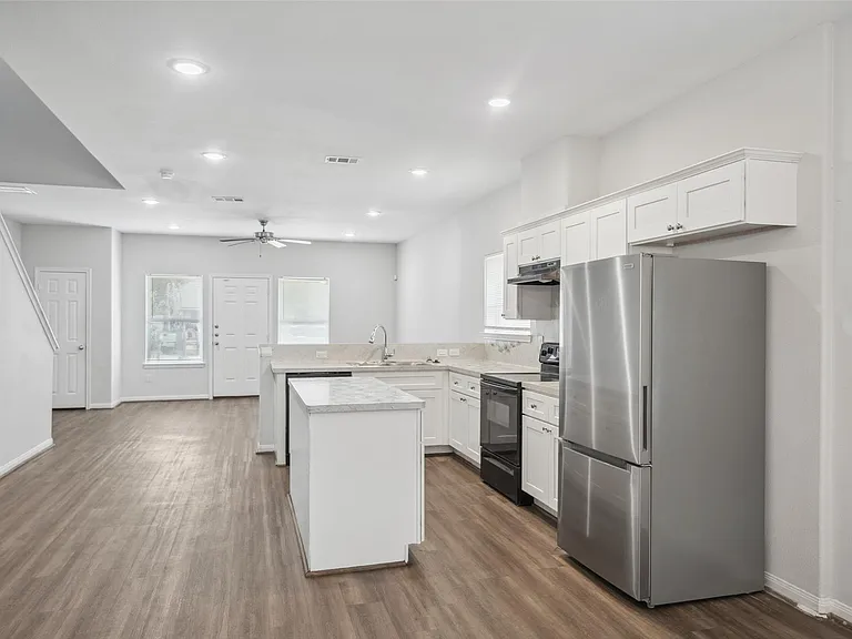 9018 Everglade Dr #A — Photo 10