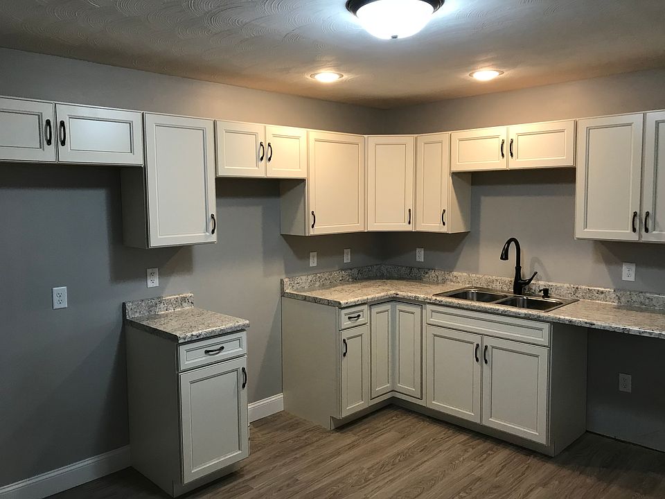 1st image of 1242 Fyffe Ave