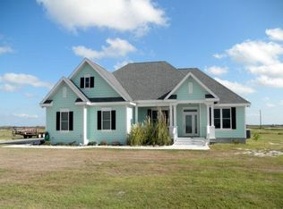 303 Cape Velero Dr, Rockport, TX 78382