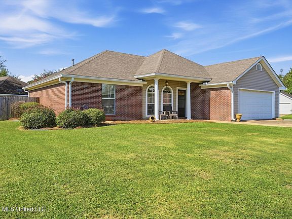 2nd image of 315 Orchard Way