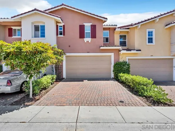 1307 Isabella Way, Vista, CA 92084