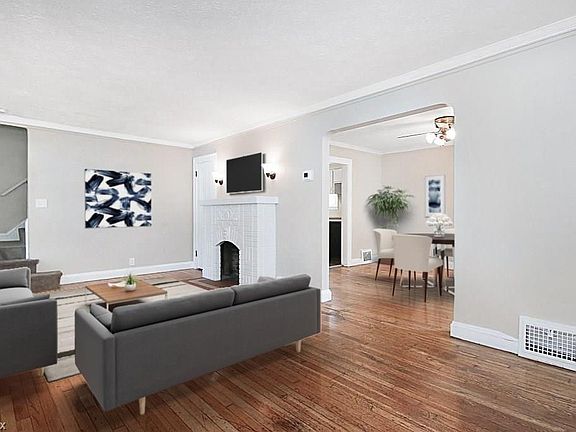3rd image of 141 Palmetto Ave