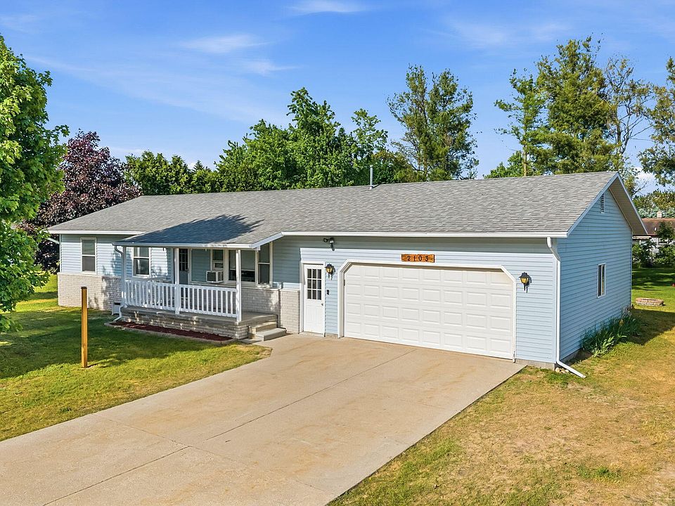 1st image of 2103 Hickorywood Dr