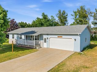 2103 Hickorywood Dr, Gaylord, MI 49735