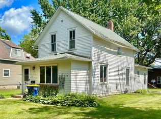 115 S Spring Ave, Springfield, MN 56087