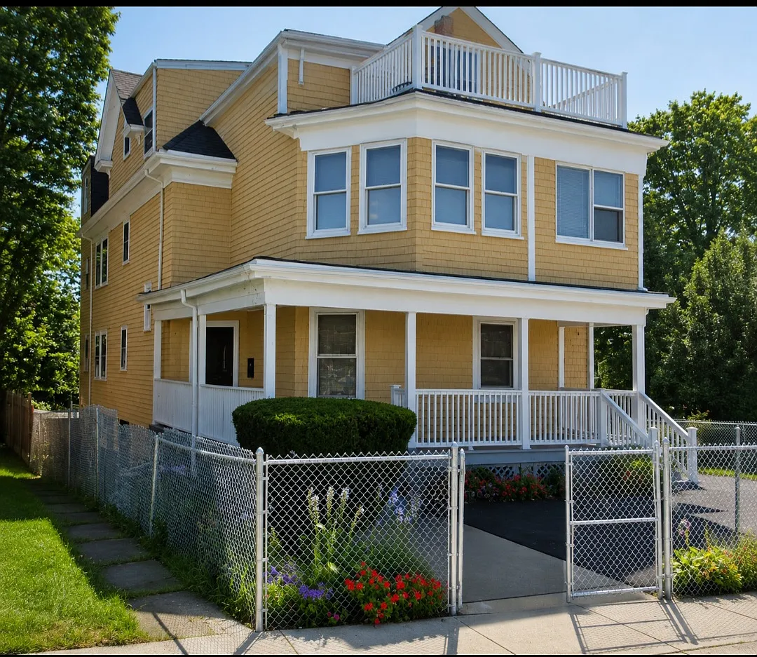 3 bed, 1075 sqft, $3,000 — Photo 1