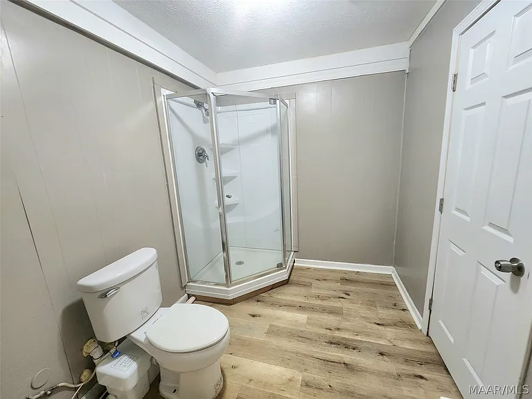 102 White Oak Dr — Photo 8