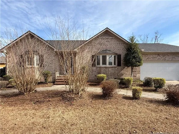 848 Castleberry Ct, Vass, NC 28394