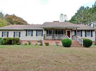 273 Sweatt Rd, Suffolk, VA 23438