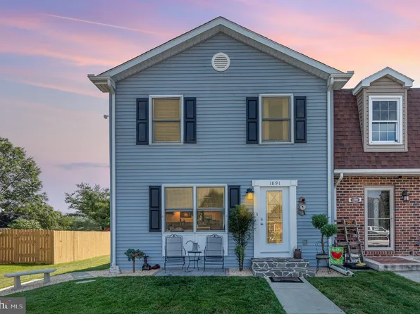1891 Douglas Dr, Carlisle, PA 17013