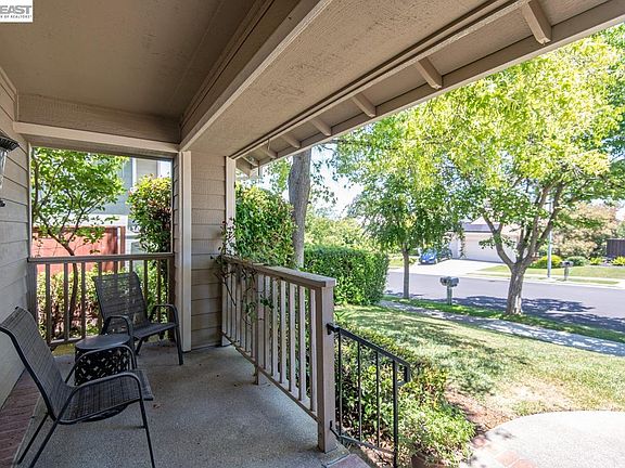 5th image of 620 Amberwood Way