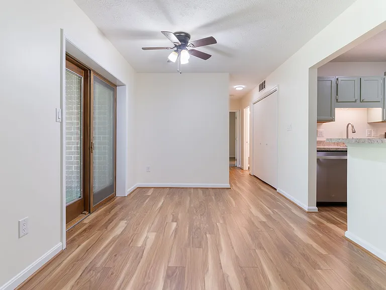 23240 Rosewood Ct #9 — Photo 10