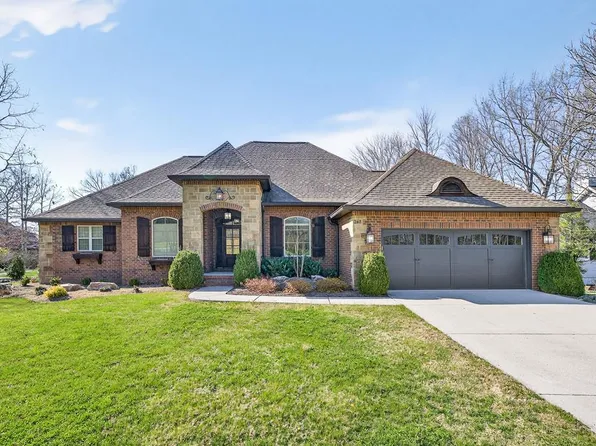 240 Forest Hill Dr, Crossville, TN 38558