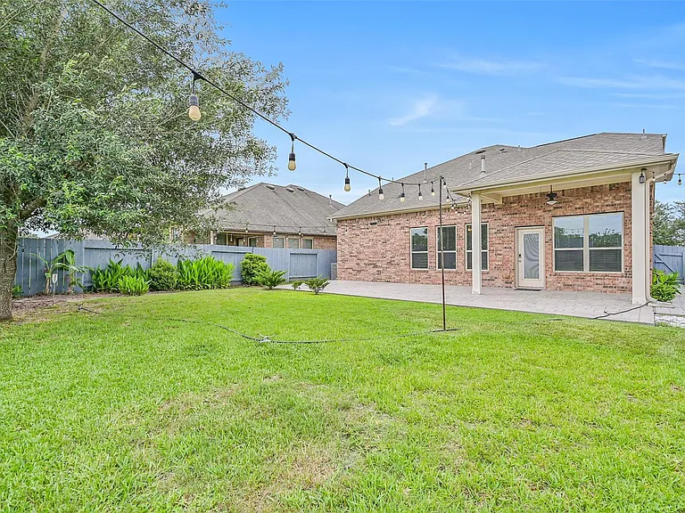 4511 Apple Point Ln — Photo 39