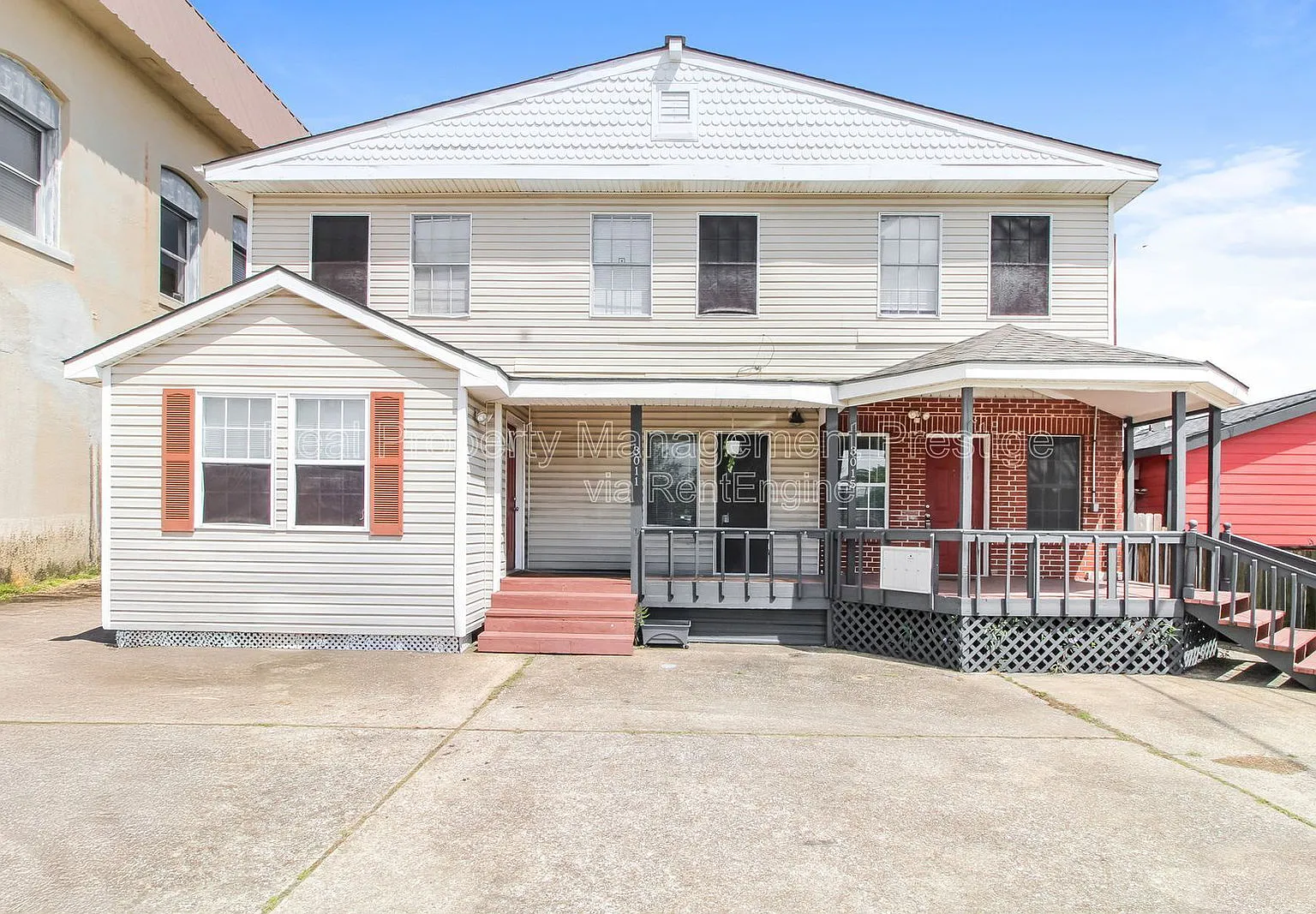 2 bed, 1.0 bath, 1050 sqft, $1,195 — Photo 1