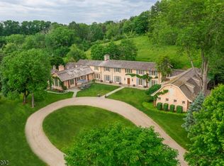 201 Pleasant Valley Rd, Mendham, NJ 07945