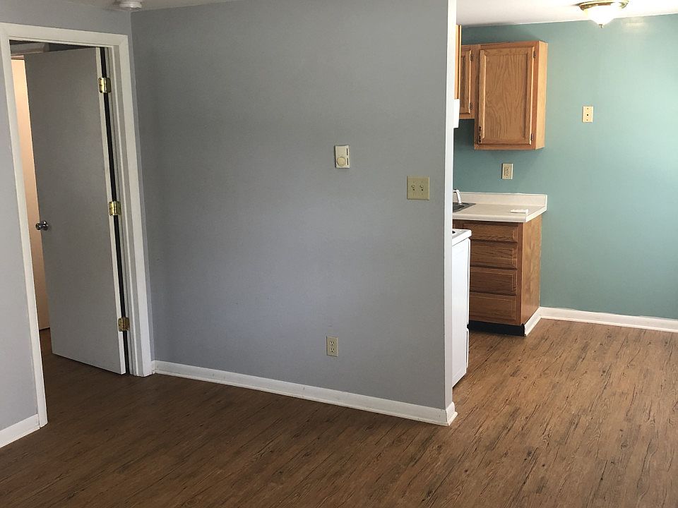 2nd image of 412 Spann Ave APT A
