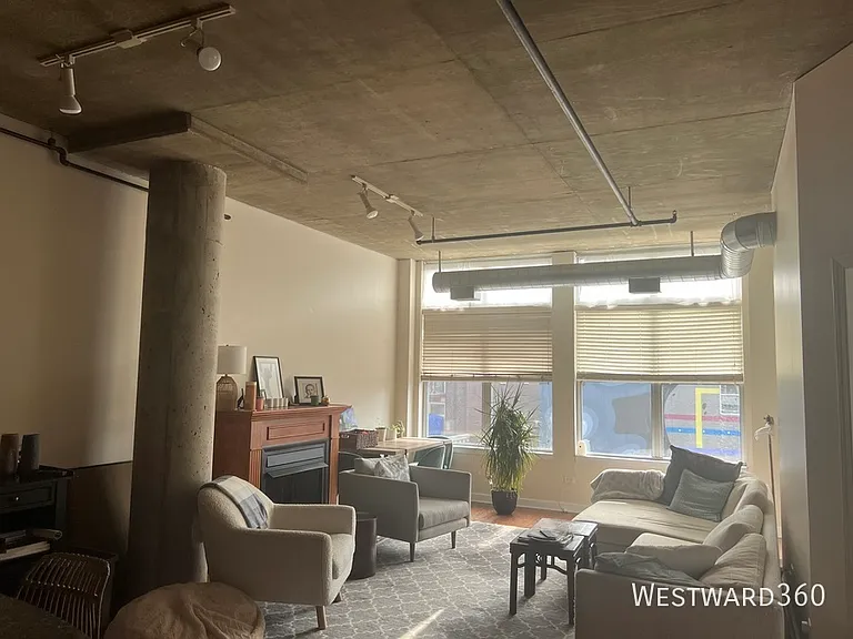 111 S Morgan St #402 — Photo 4