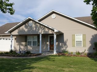 104 Albert Dr, Sikeston, MO 63801