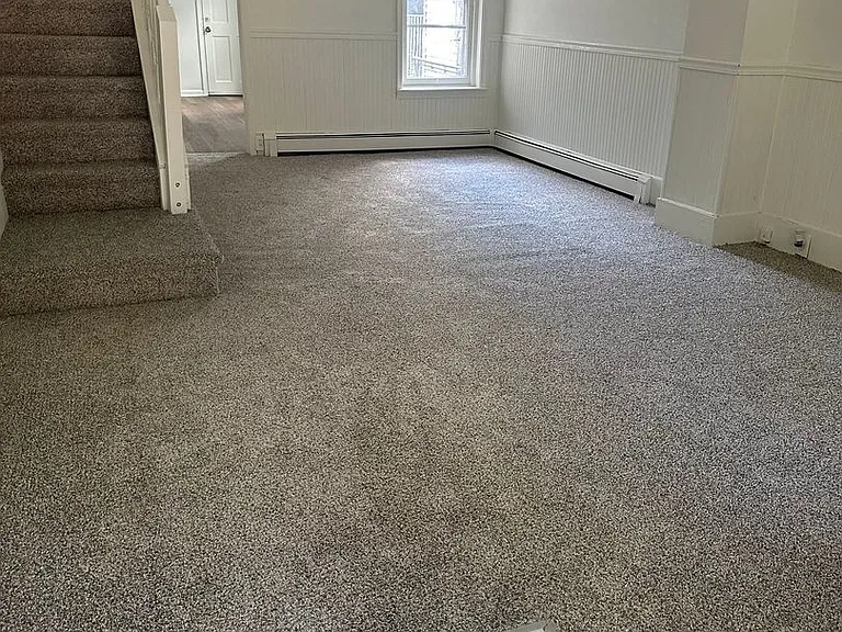 398 Valley Rd — Photo 2