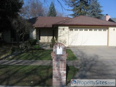 8225 N Del Mar Ave, Fresno, CA, 93711