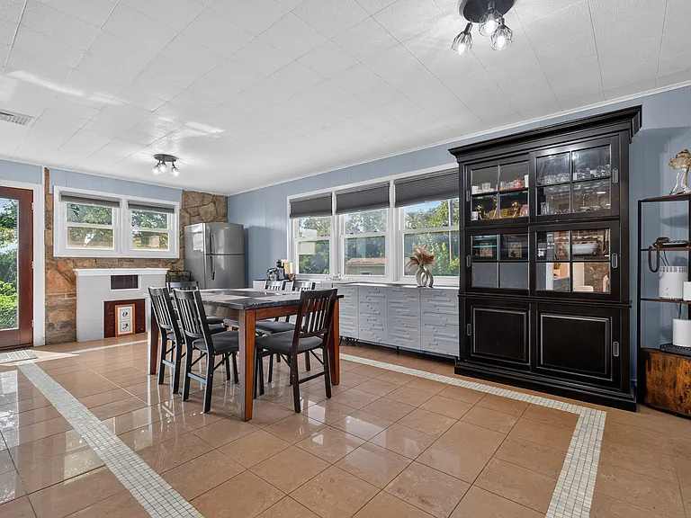 8 Coyles Ct — Photo 12