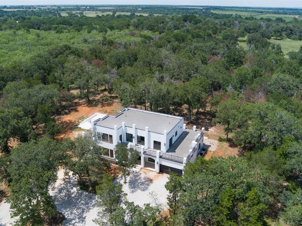 3018 Fm 535, Red Rock, TX 78662