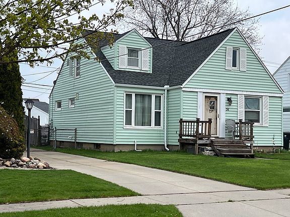 2nd image of 51 Sunnydale Dr