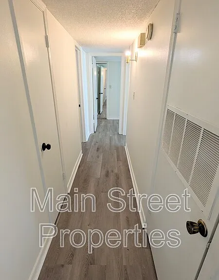 2303 W Michigan Ave #C2 — Photo 14