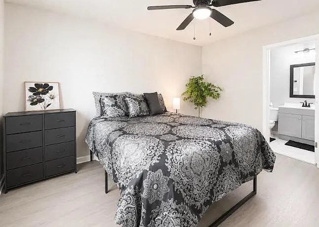 3 bed, 2.0 bath, 1364 sqft, $1,364 — Photo 4