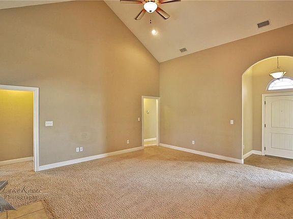 5th image of 194 Deer Valley Dr