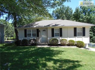 3917 S Masterbrooke Dr, Independence, MO 64055