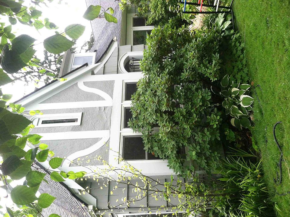 2nd image of 7056 18th Ave NE