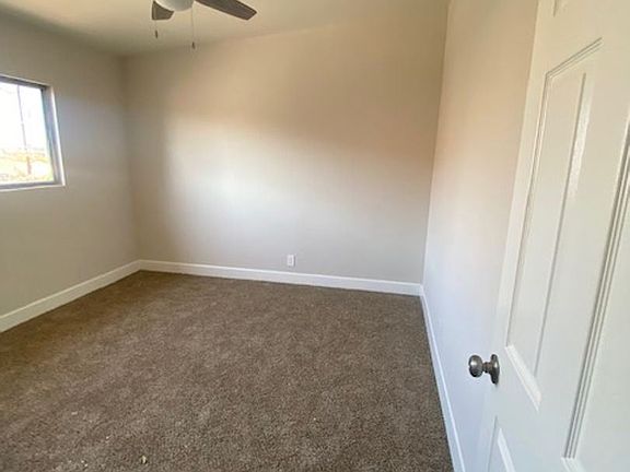 5th image of 10606 Lakewood Blvd #11
