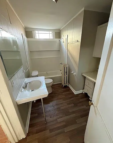 84 N Evergreen St #1 — Photo 4