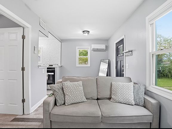 3rd image of 3223 E 35th Pl